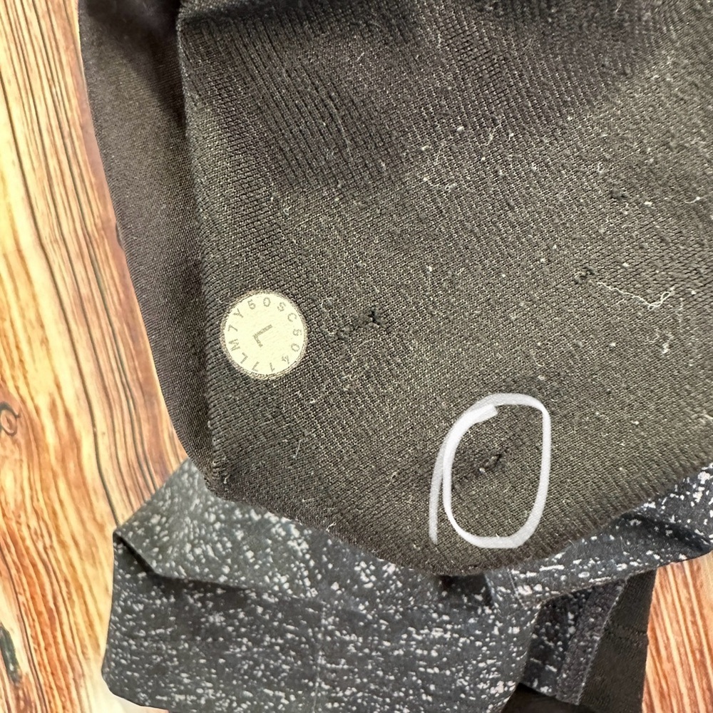 Lululemon Athletica Men's Black Shorts Unlined  Size Large - Picture 13 of 14